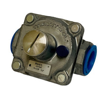 Maxitrol Natural Gas Pressure Regulator 1/2" Appliance Regulator